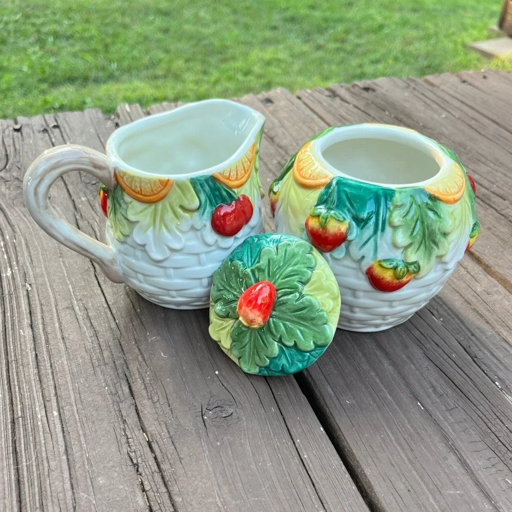 Corner Ruby Tropical Fruit Collection Creamer and Sugar Bowl Set‎ Hand Painted